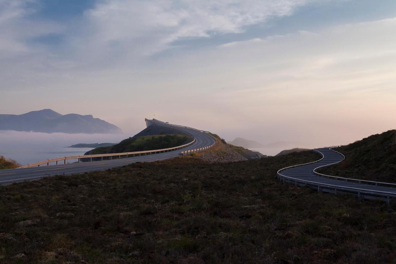 Iverhjelen Near Atlantic Road Lyngstad Εξωτερικό φωτογραφία